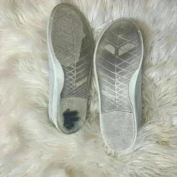 Vionic beach Marshall vapor gray canvas slip on sz 9.5 - Picture 9 of 10